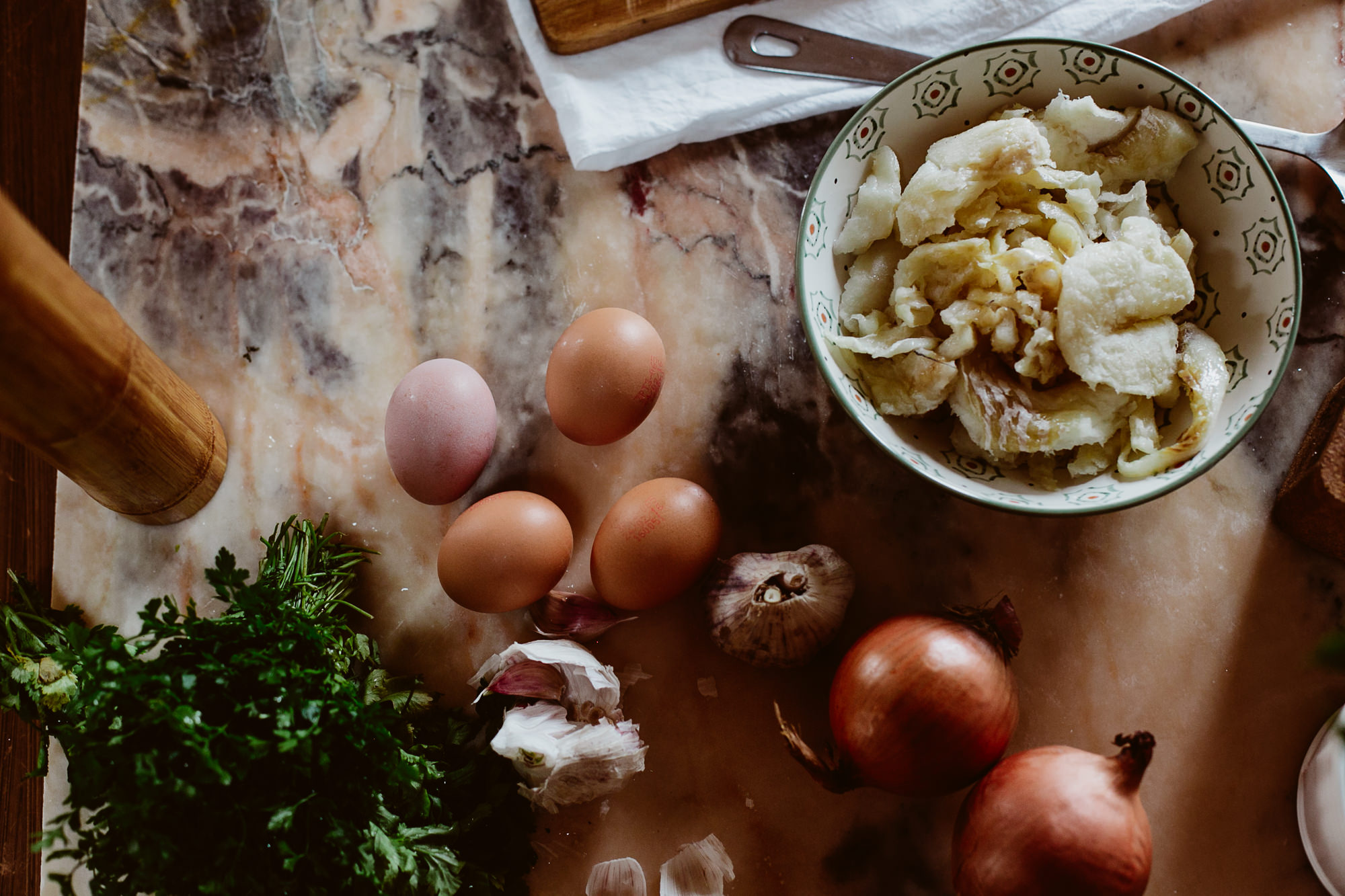 Pataniscas de Bacalhau ovos alhos